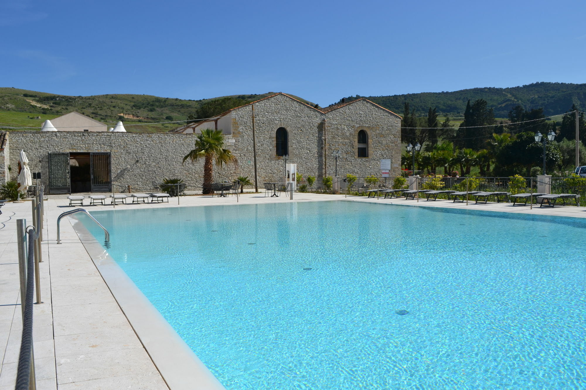 Hotel Relais Angimbe Calatafimi Exteriör bild